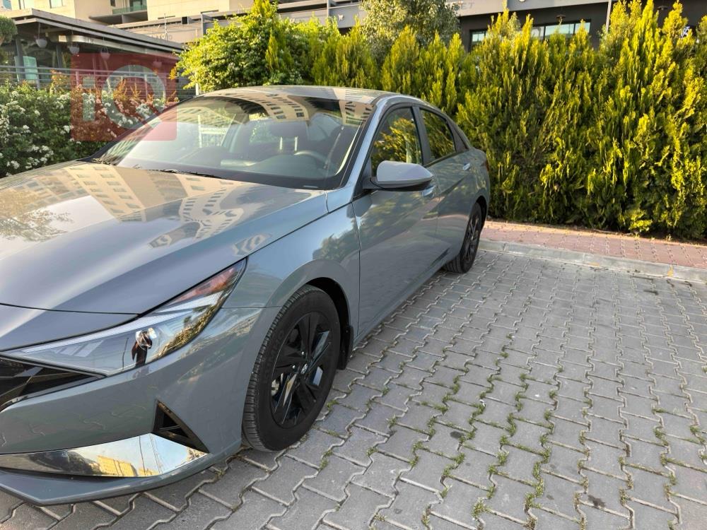 هیوندای ئەلەنترا